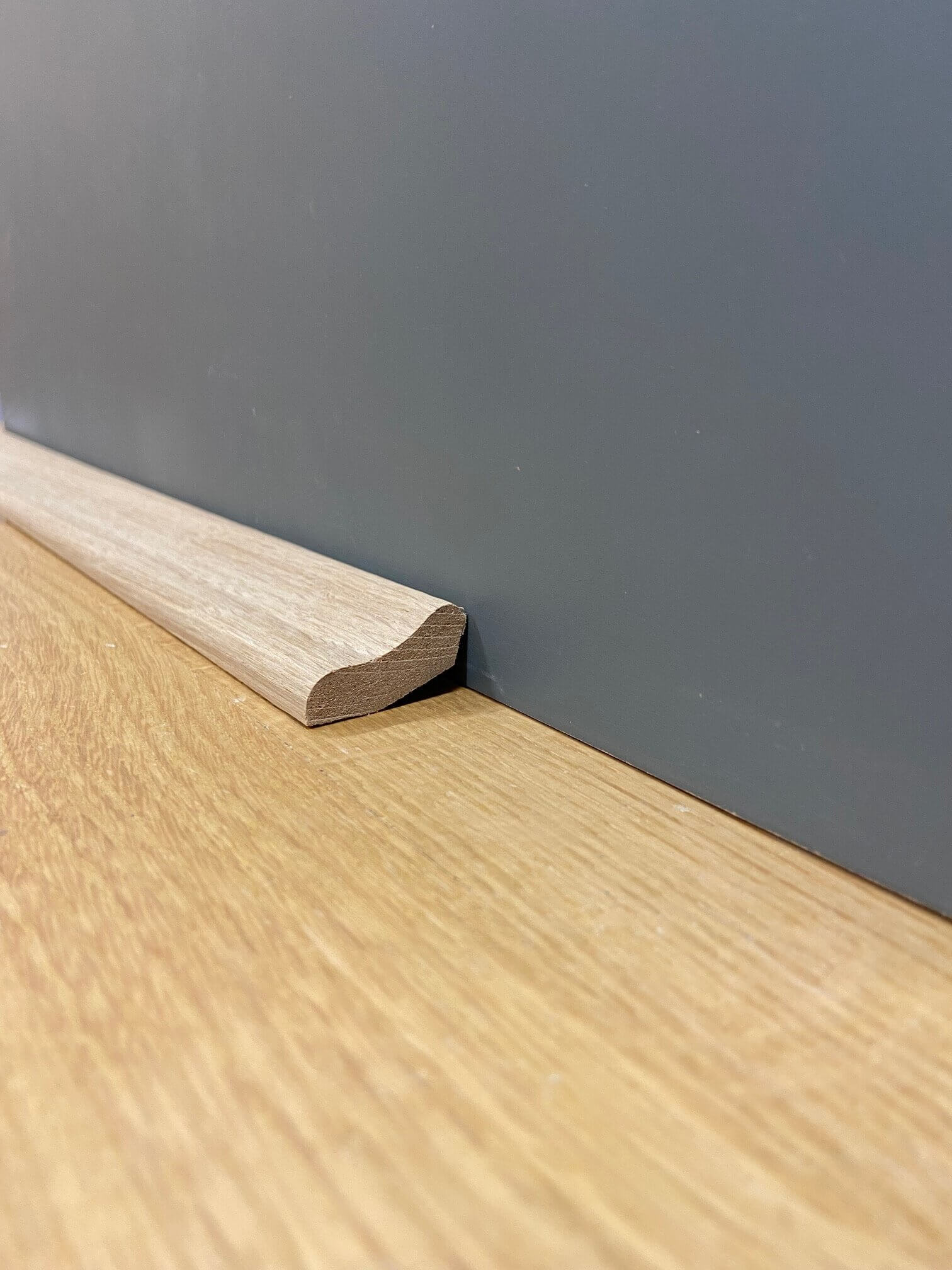 MDF lajsna hrast furnir 32x17 mm